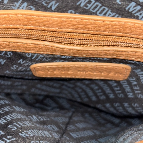 Steve Madden BGlamm Crossbody Bag - Picture 5 of 11